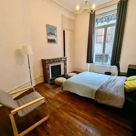 Apartment Chambre Altitude En Hyper Centre - Calme & Tout Equipee